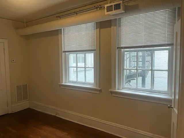 3115 Monument Ave #10 — Photo 9