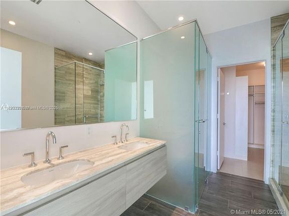 3rd image of 2900 NE 7th Ave Unit 3003