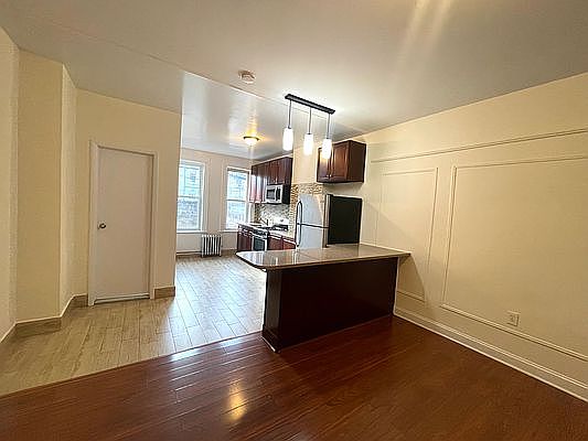 4th image of 30-72 44th St #1D