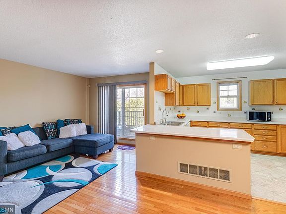 5th image of 5803 University Ave NE