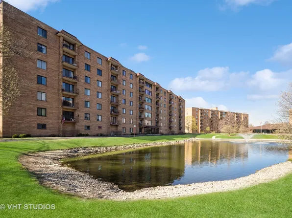 1777 W Crystal Ln Unit 704, Mount Prospect, IL 60056