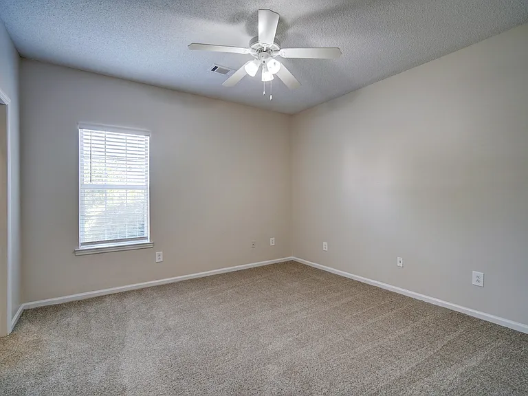 Bristol Park Apartment Homes — Photo 72