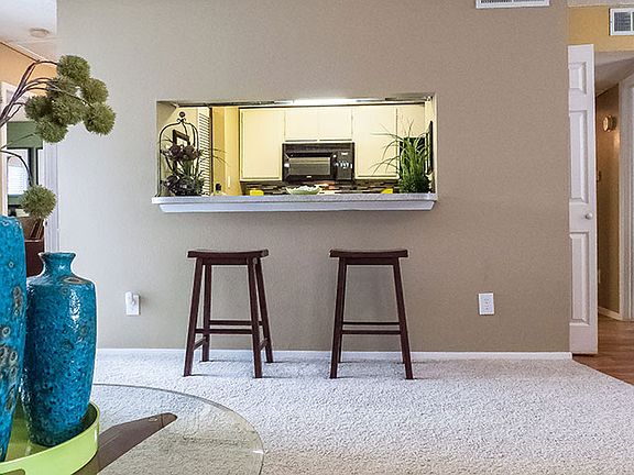 2nd image of 1120 Mac Arthur Dr APT 706