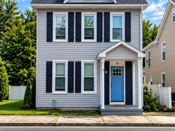 40 N Broad St, Waynesboro, PA 17268
