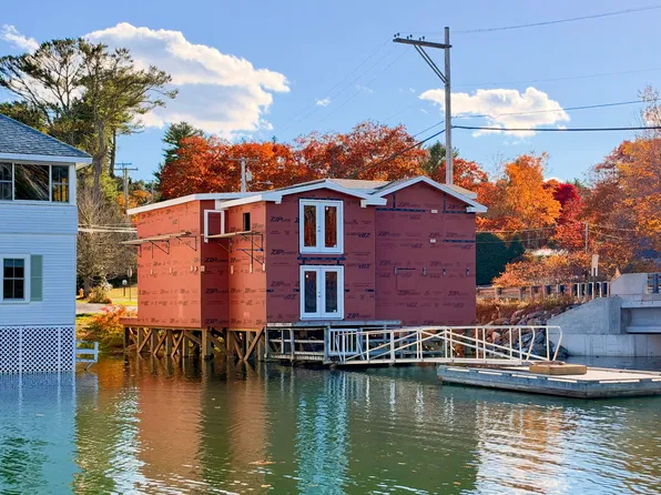 12 Cape Newagen Road, Southport, ME 04576