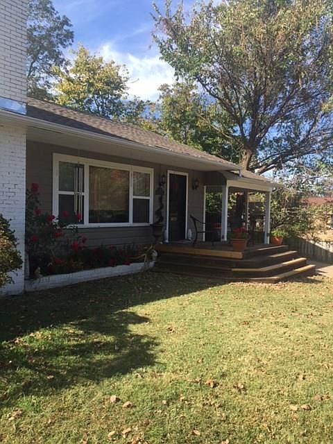 1st image of 1351 N Kings Dr