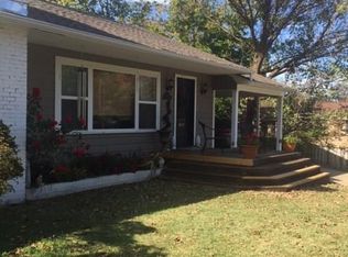 1351 N Kings Dr, Fayetteville, AR 72701
