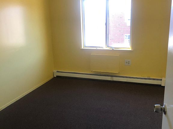 3rd image of 3604 Pratt Ave #3