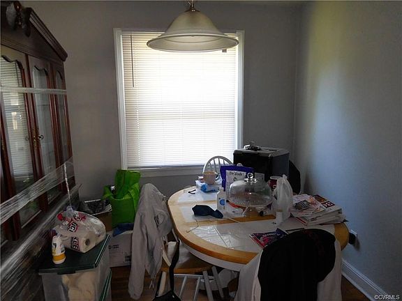 5th image of 813 E Belt Blvd