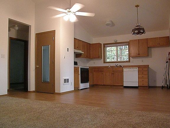 Beautiful Oak Cabinets