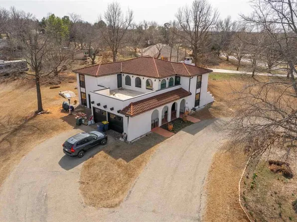 51 Yellow Brick Dr, Stillwater, OK 74074