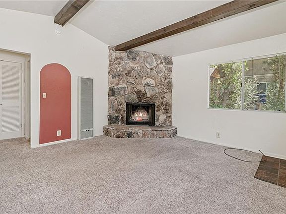 3rd image of 735 Kern Ave