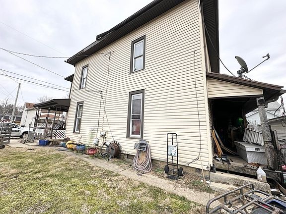 3rd image of 203-205 Lawrence St