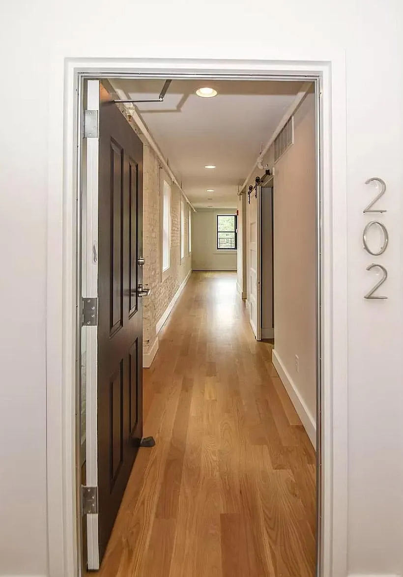 Building Photo - 1523 Republic St #202