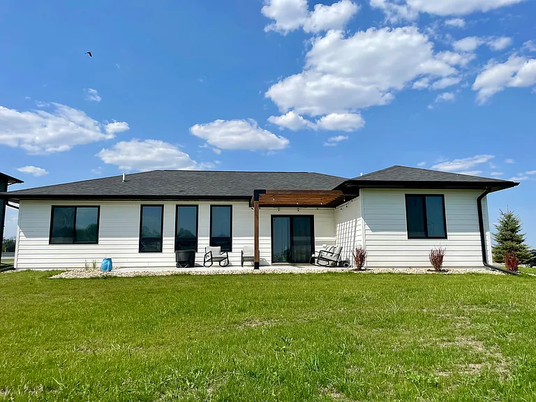 328 E Blue Bell Dr — Photo 20