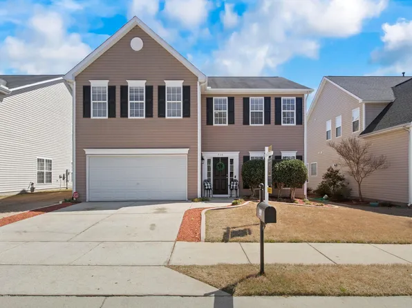510 Thistlegate Trl, Raleigh, NC 27610