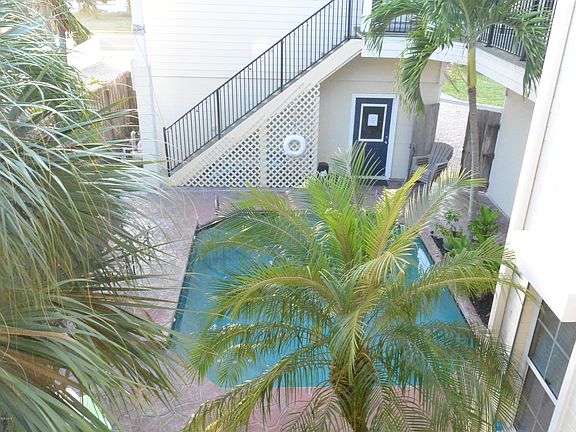 2nd image of 1049 S Atlantic Ave
