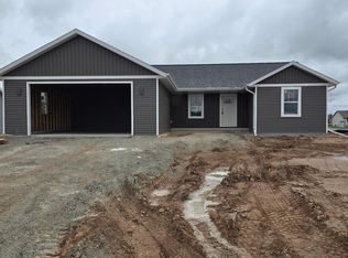 N3908 Deere Dr, Kaukauna, WI 54130