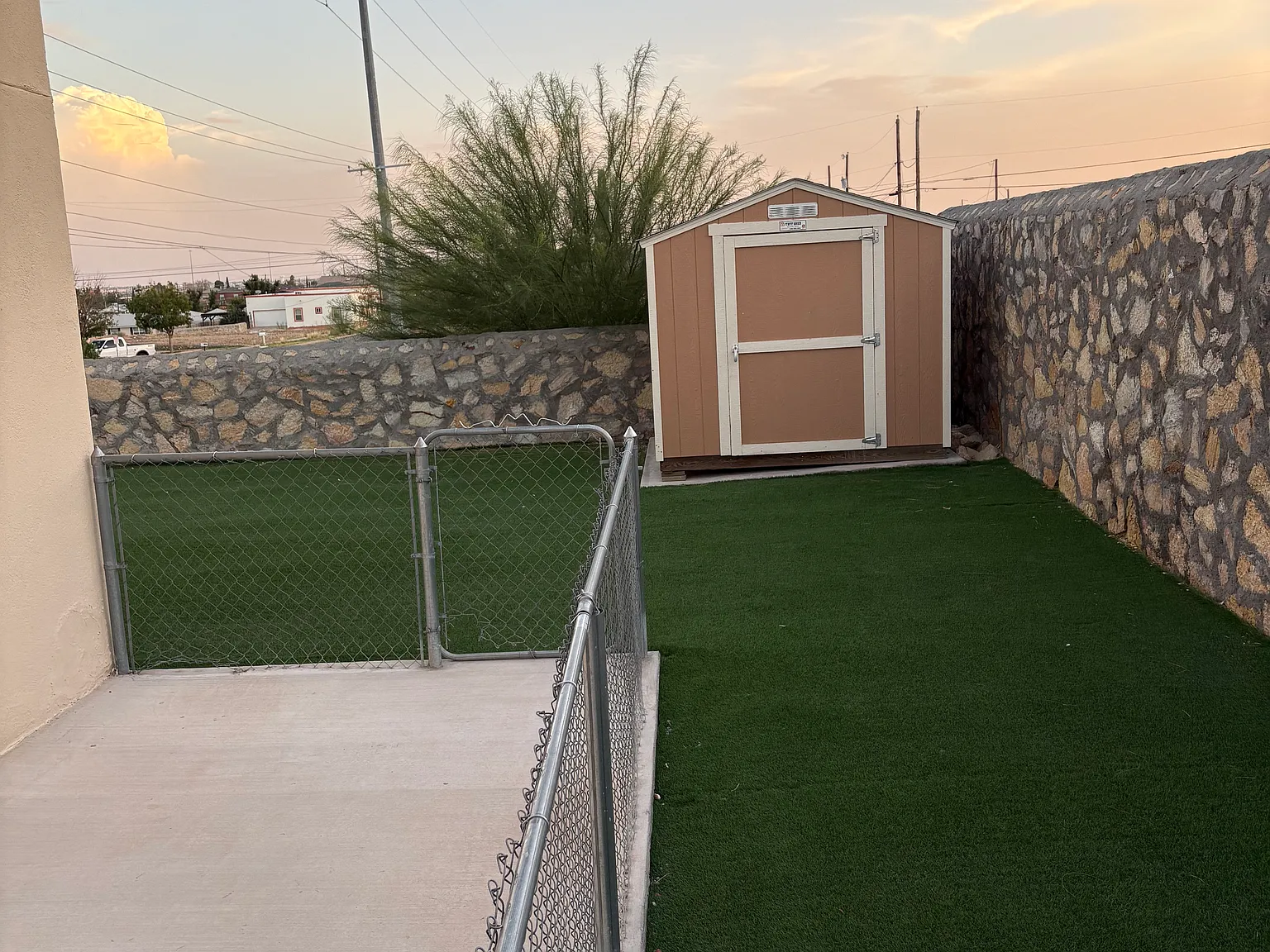 4 bed, 2.5 bath, 1594 sqft, $1,795 — Photo 3