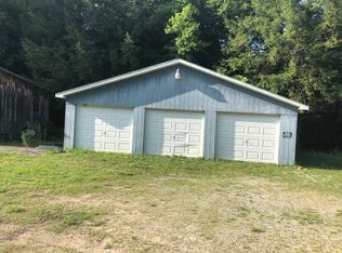 100 Boone Dock Rd, Jamestown, TN 38556