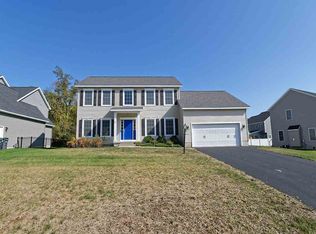 8 Swatling Dr, Clifton Park, NY 12118