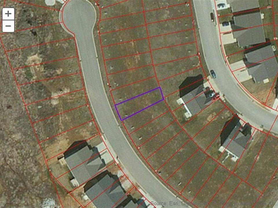 1st image of 5754 W Daffodil Ct