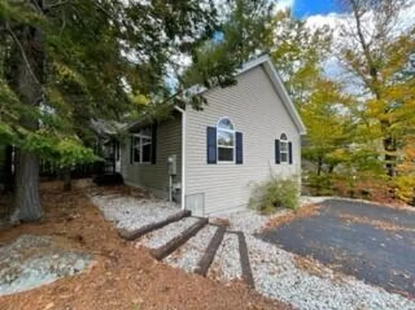 1649 Evergreen Way, Casco, ME 04015