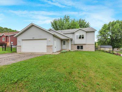 810 7th Ave N, Sauk Rapids, MN, 56379