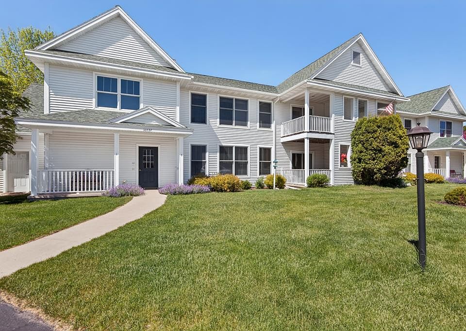 1st image of 10537 Koessl Ln #301
