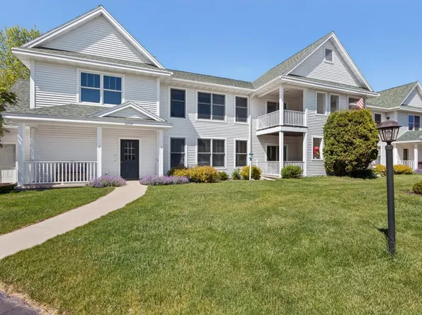 10537 Koessl Ln #301, Sister Bay, WI 54234
