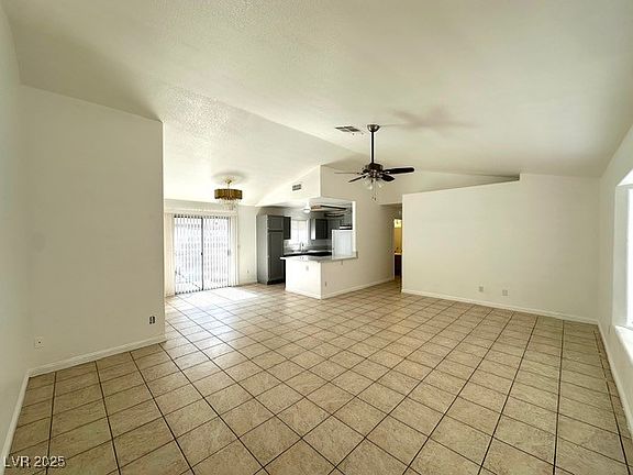 3rd image of 5400 Maddox Ave