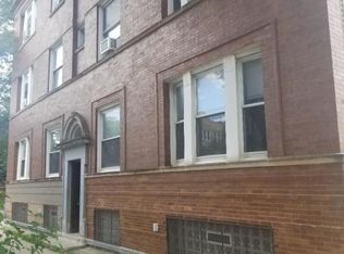 2057 N Albany Ave #2N, Chicago, IL 60647