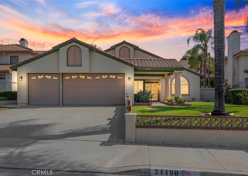 1st image of 24490 Avenida Arconte