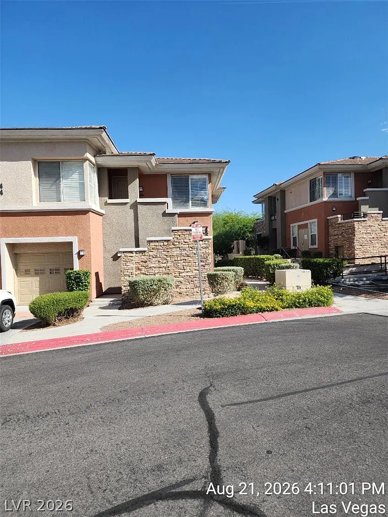 2 bed, 3.0 bath, 1707 sqft, $1,995 — Photo 1