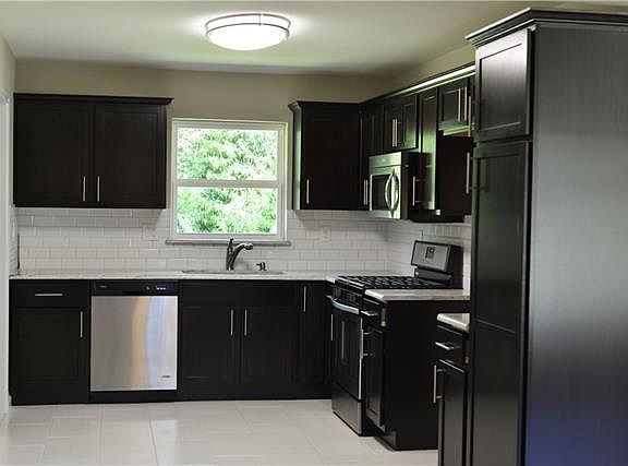 2nd image of 715 Owensons Dr