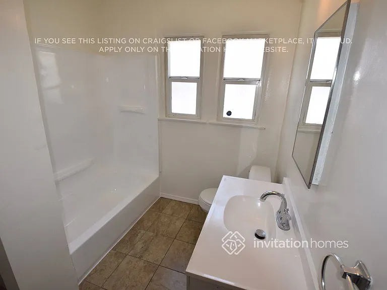 8947 S Denker Ave — Photo 9