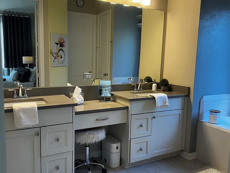4594 Silver Moon Dr — Photo 4