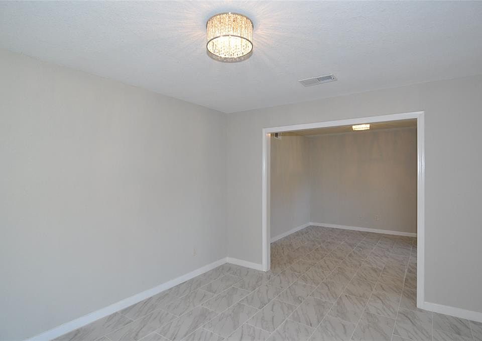 1st image of 10919 Sagecanyon Dr