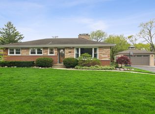 429 W Helen Rd, Palatine, IL 60067