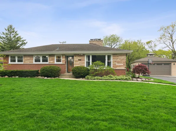 429 W Helen Rd, Palatine, IL 60067