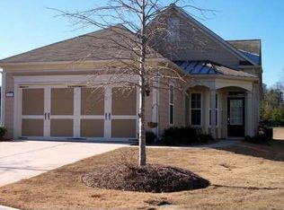 6315 Rockpoint Ln, Hoschton, GA 30548