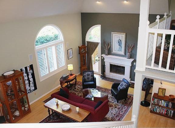 2nd image of 11612 Normandale Blvd