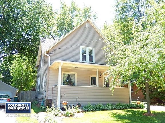 2nd image of 900 Shipman Pl