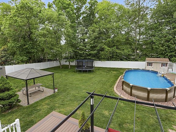 4th image of 31 Winthrop Drive