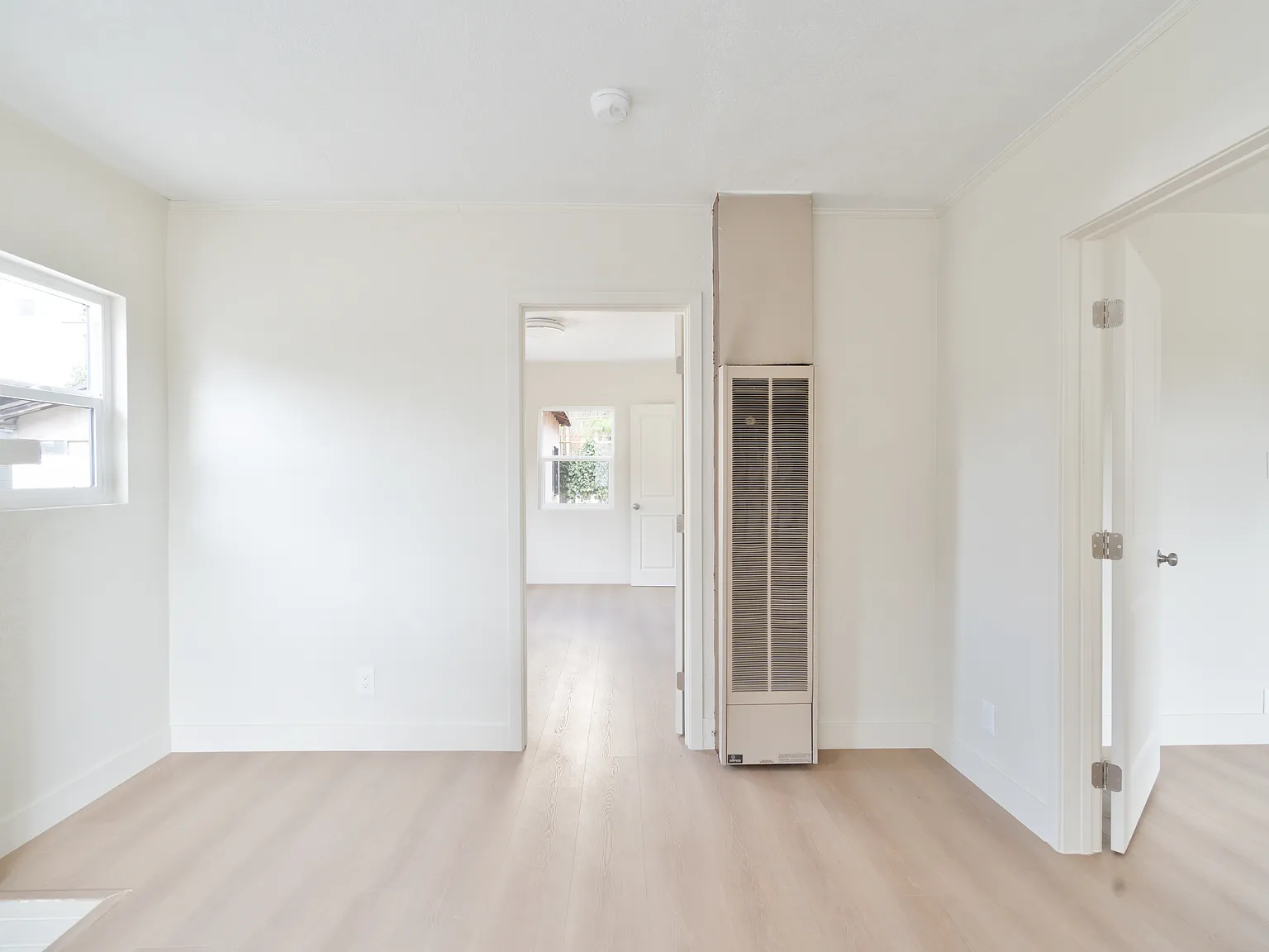 2 bed, 624 sqft, $2,800 — Photo 3