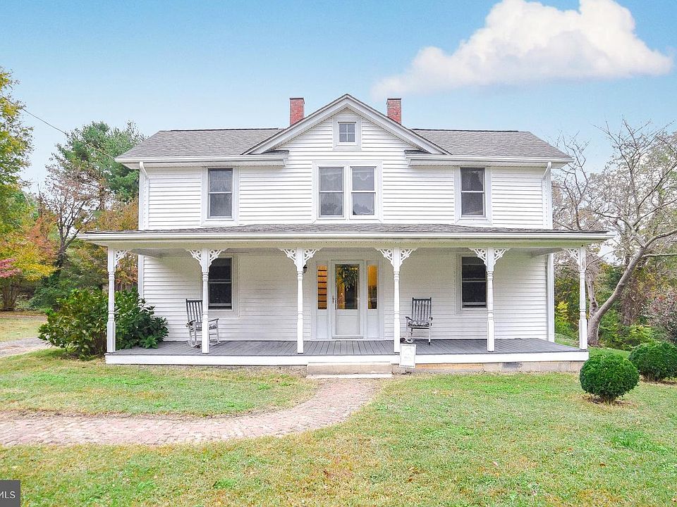 1st image of 24894 Ivy Ln