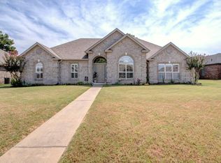 324 Country Club Pkwy, Maumelle, AR 72113