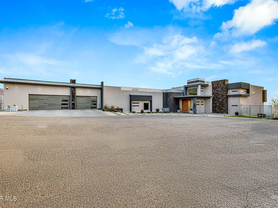 2nd image of 276 Amelia Dr