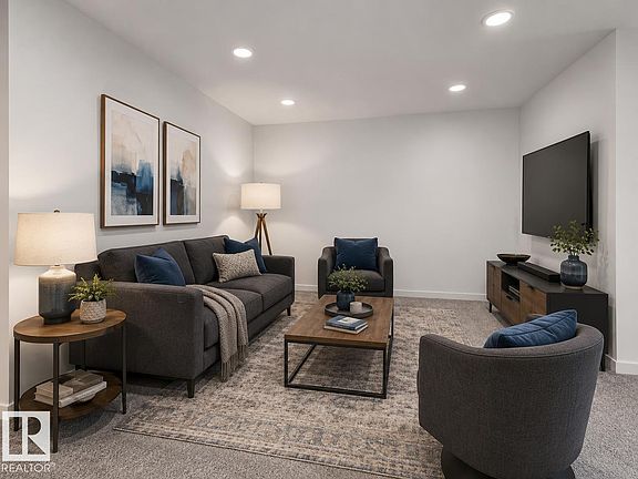 4th image of 17228 5th St NW
