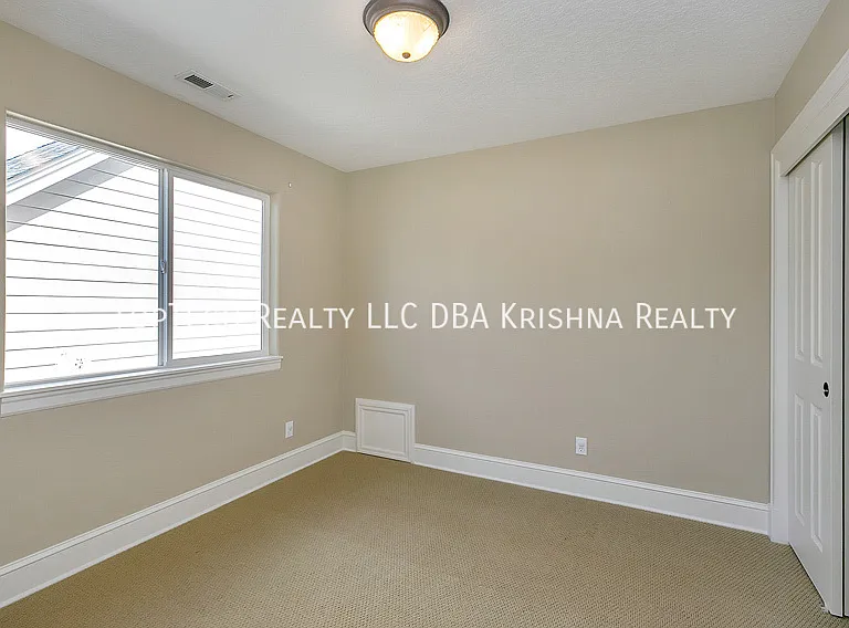 12649 NW Bayonne Ln — Photo 12
